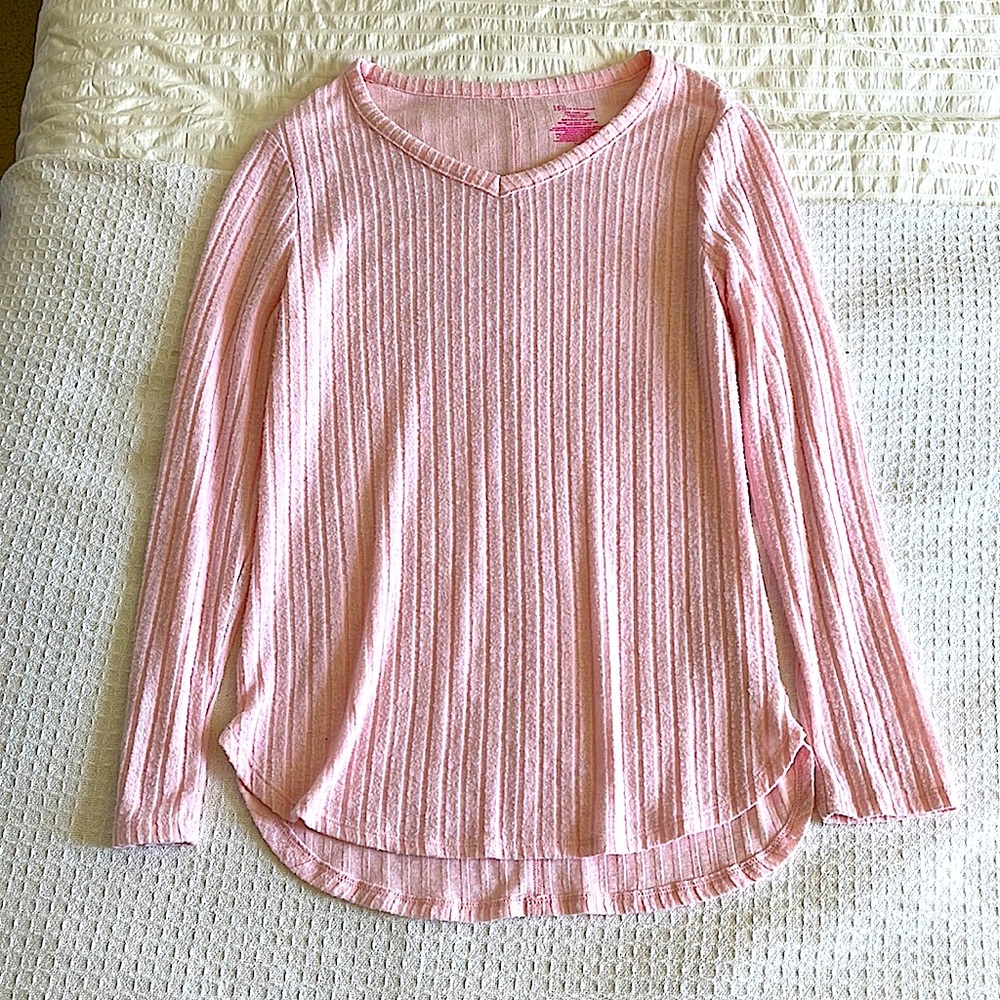 Time and Tru Pink V-neck, Knit Pull Over, Size 2 XL